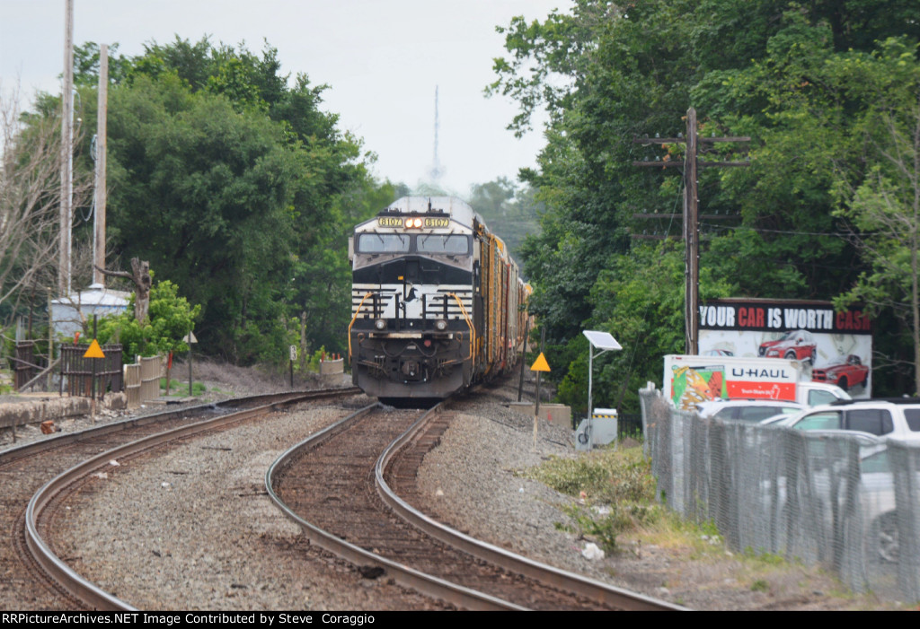  NS 11N Westbound on Track 2 